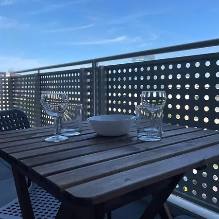 Nfs - Národný Futbalový štadion Apartmán *